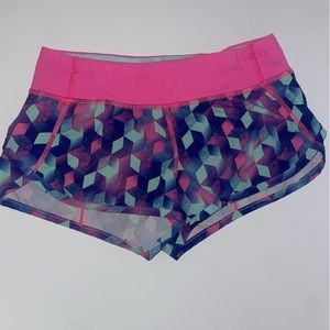 Ivivvia shorts size 8